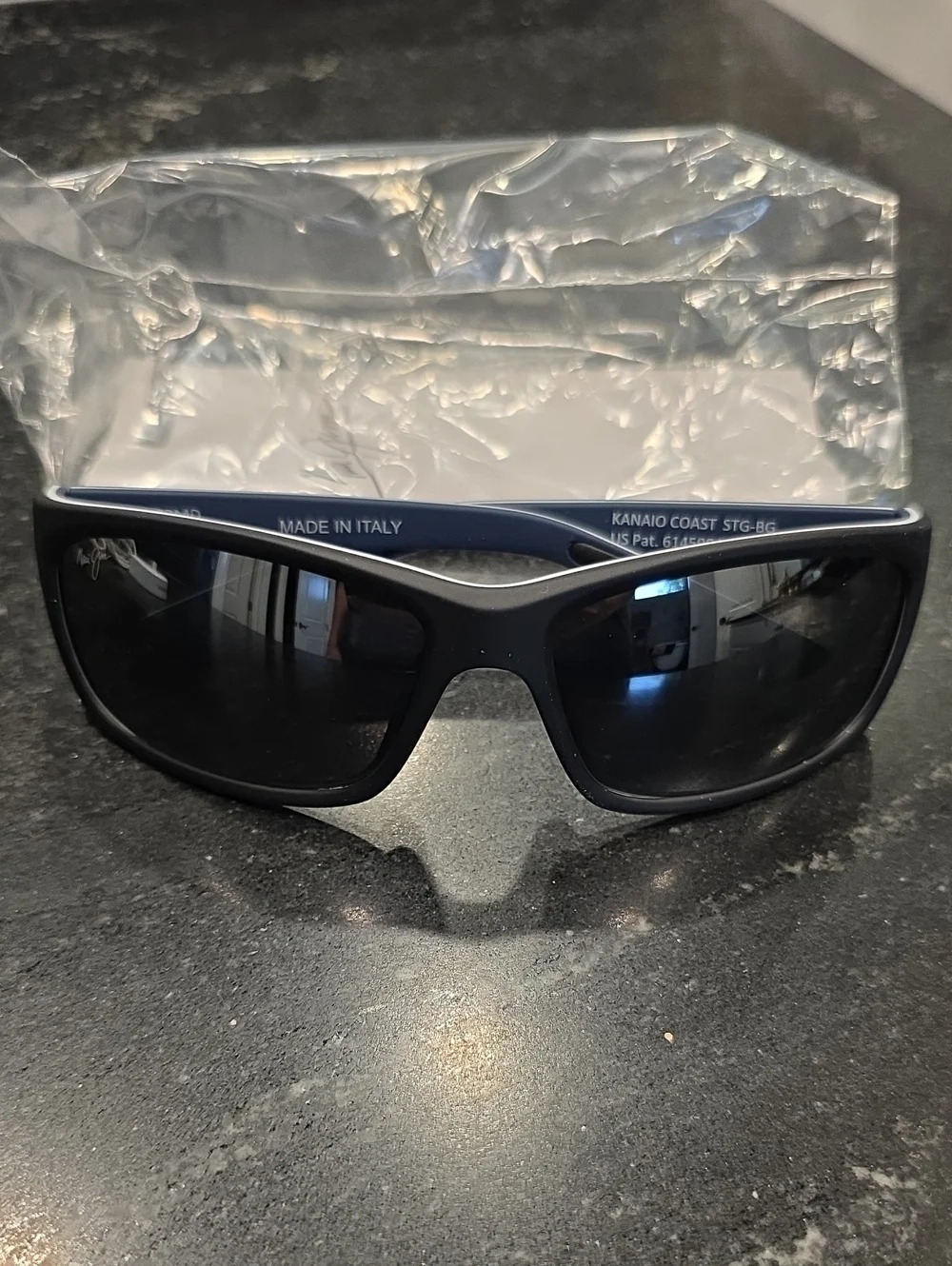 Maui Jim Kanaio Coast Sunglasses - Black Frame with Blue Temples